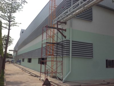 สร้างโรงงาน